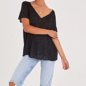 THE ORIGINAL TEXTURED V - BLACK - XS